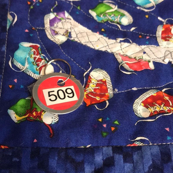 Child’s snuggle quilt - Picture 11 of 12